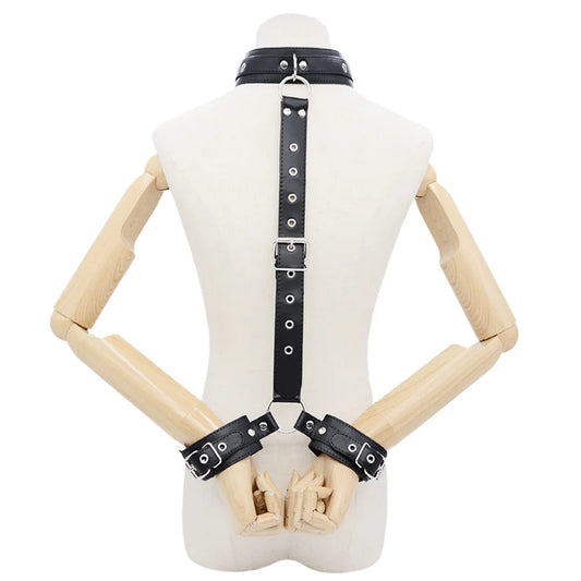 Leather Neck & Wrist Cuff Set – Gothic Bondage Collar & Handcuffs